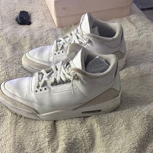 Men's White Athletic Shoes